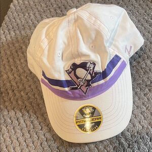 Zephyr White and Purple Pittsburgh Penguins hat NWT